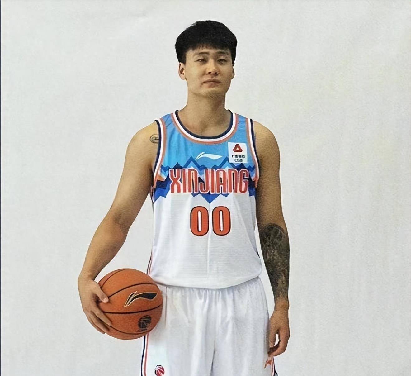 CBA季后赛倒计时,新奥尔良鹈鹕加时末段状态回暖,细节引发关注,管理层满意,轮换策略被讨论的简单介绍-天博娱乐