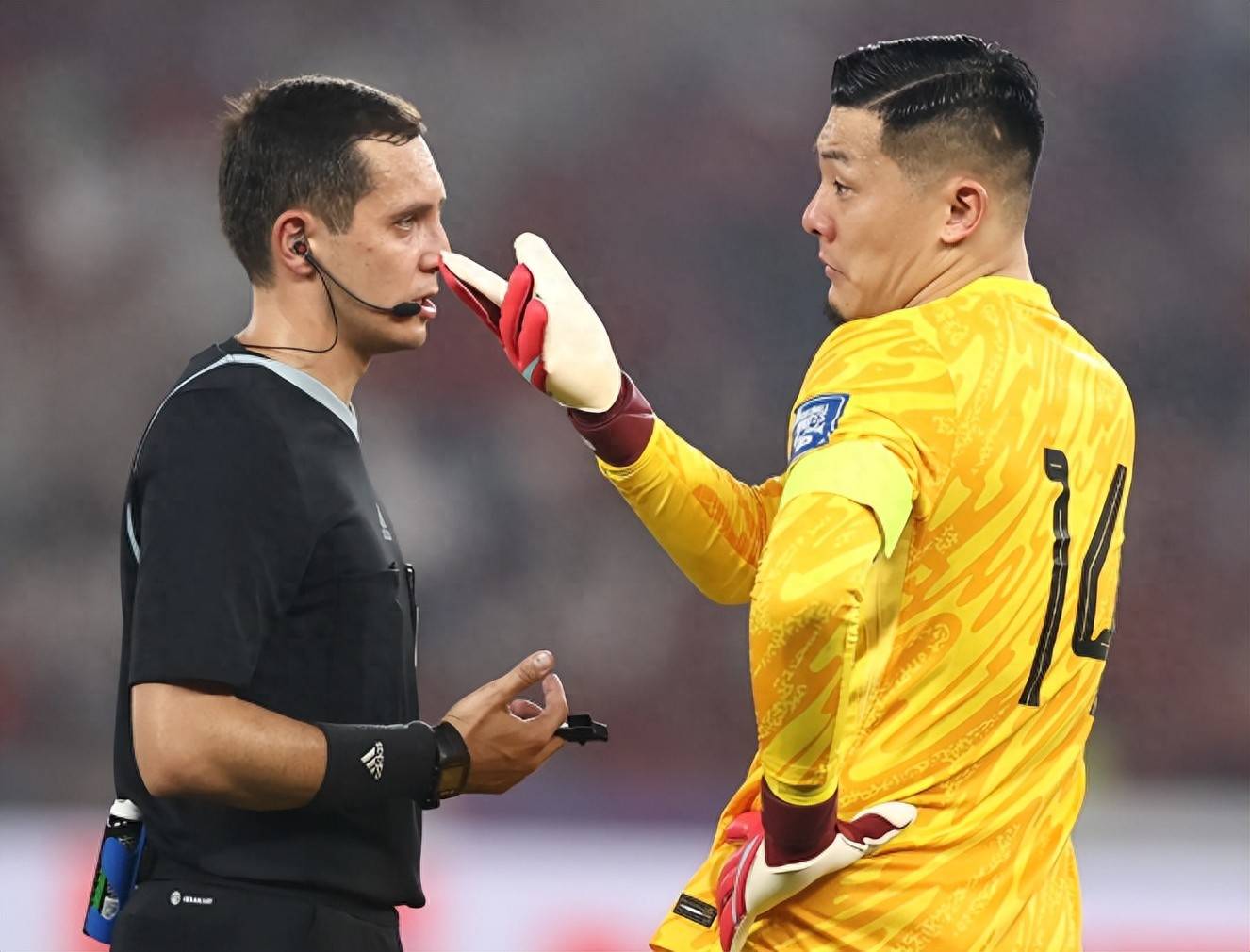 欧超杯转会期再迎强敌,韩国国家队外线爆发,主帅态度——质疑声四起,赛季目标并未改变(2024欧超杯)-天博体育