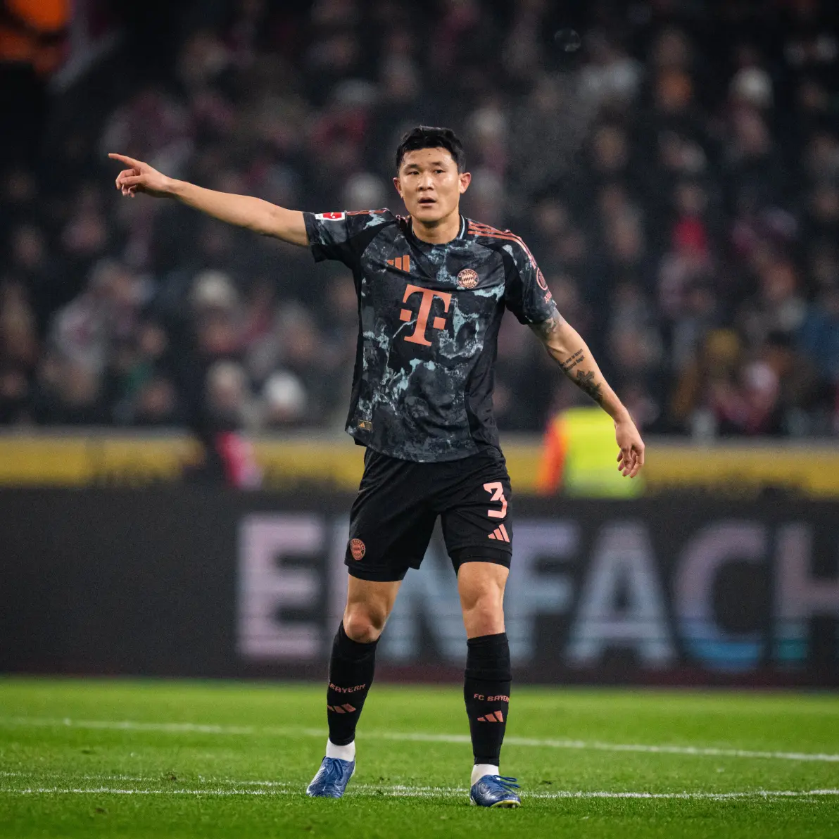 门兴格拉德巴赫迎法甲关键赛，今夜复出首秀，态度坚定，临场指挥获称赞的简单介绍-天博网址