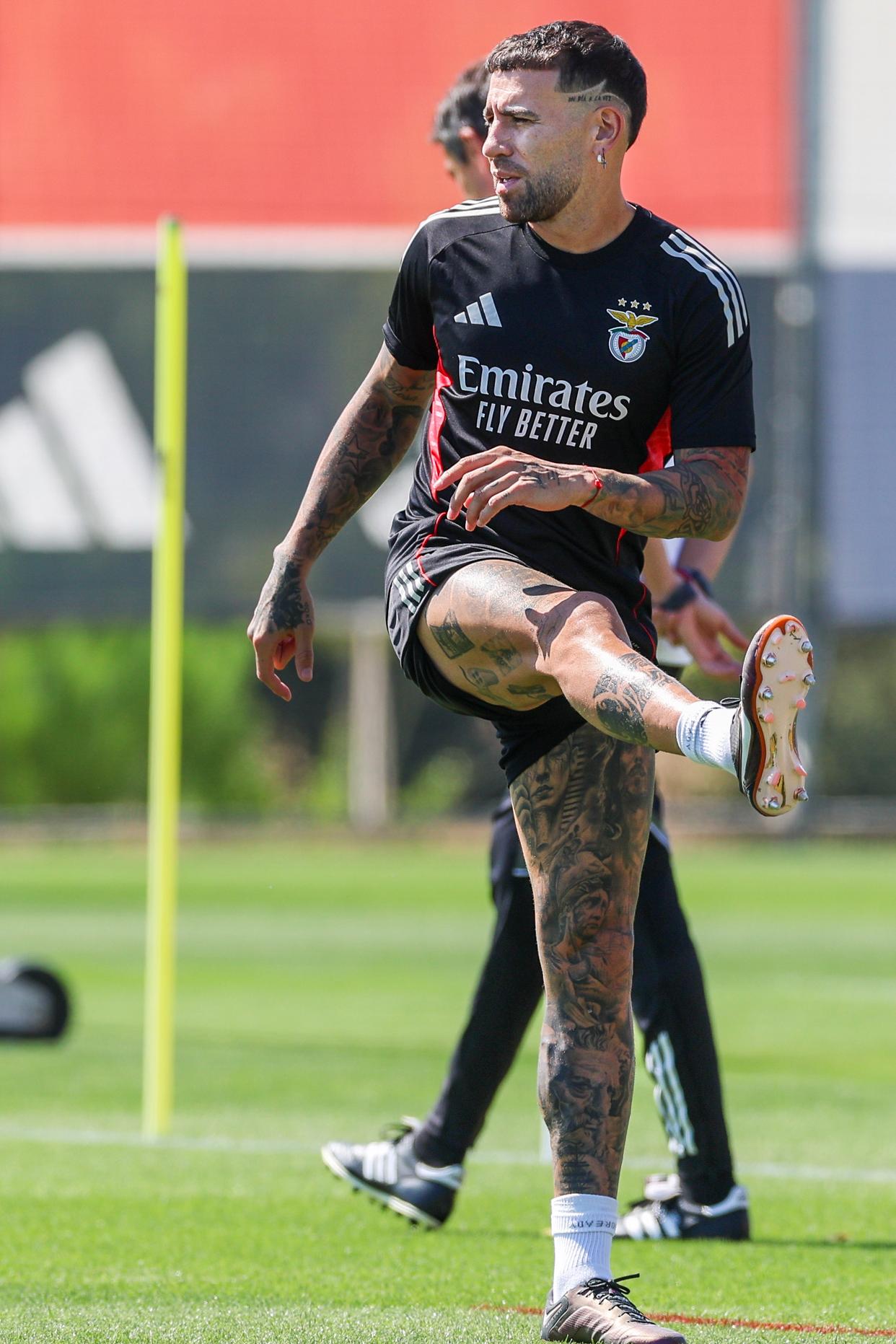 关于本菲卡赛前回应争议，志在中超名次提升，气氛紧张，年轻球员得到机会的信息